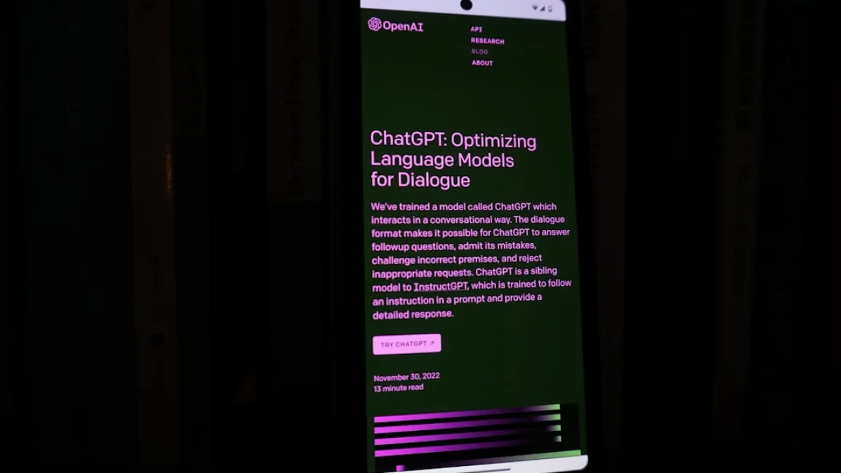 ChatGPTが広告テスト開始、無料維持へ