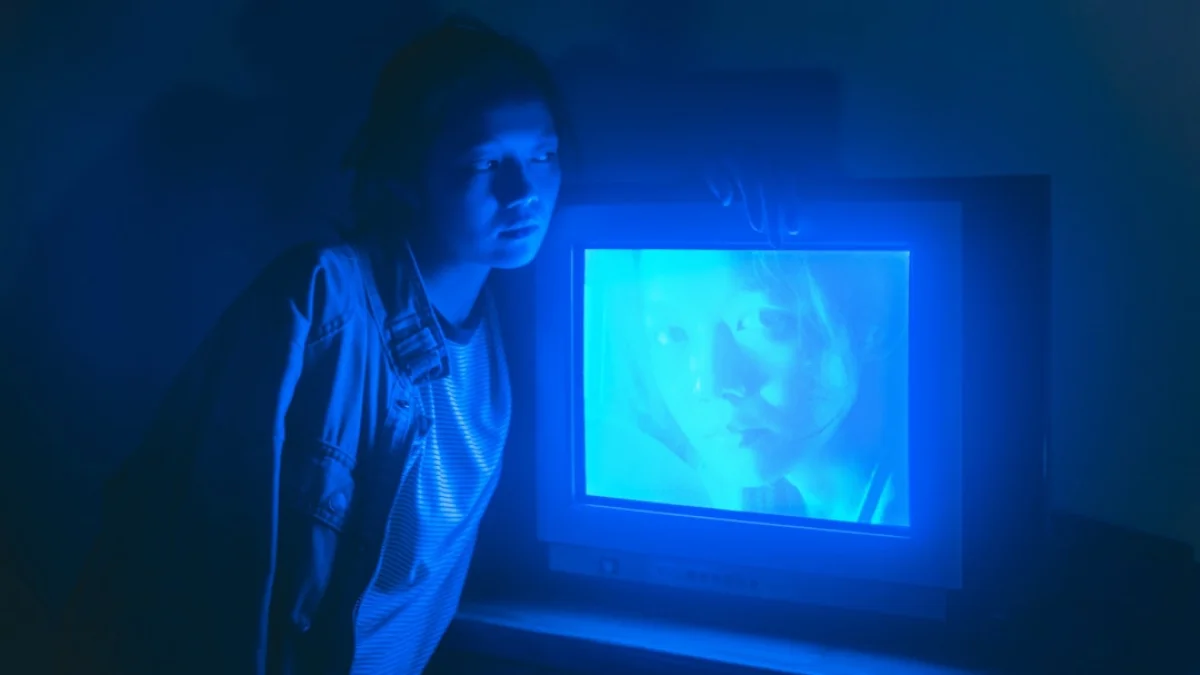 Ailiasのホログラムでニュートンと対話