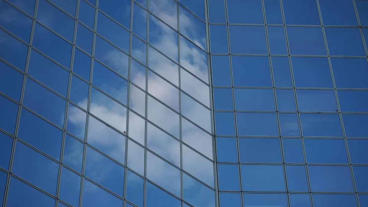 2025年：データセンターが企業戦略の主役に