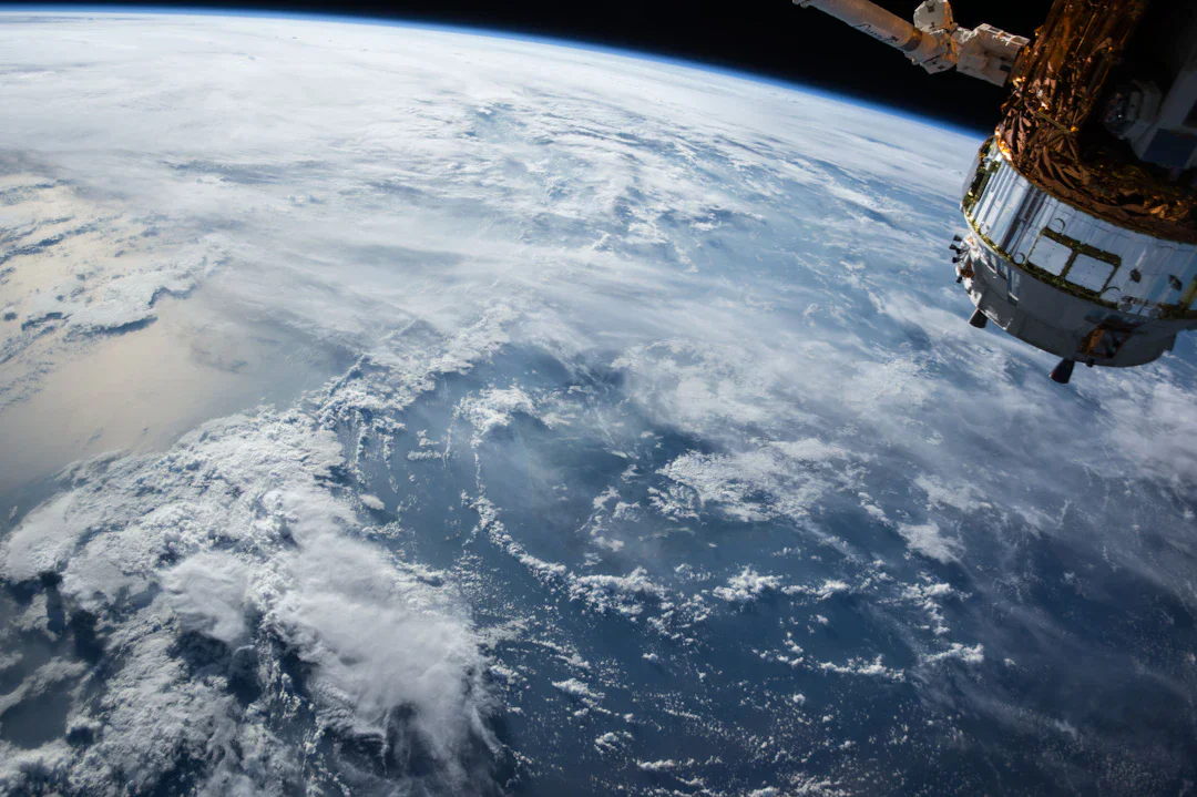 Google Earth の AI フェイク衛星画像ツール、わずか24時間で撤回——信頼性危機が露呈