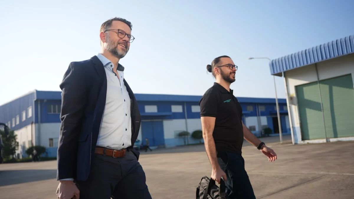 xAI 創業メンバー半数退社でIPOに波紋