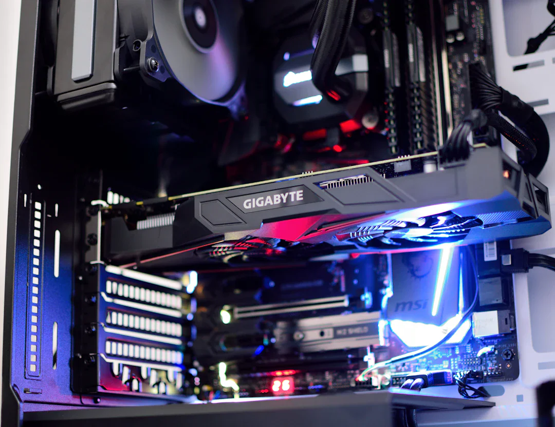 Kog、GPU での推論最適化に成功——『エージェント向き』という通説を覆す
