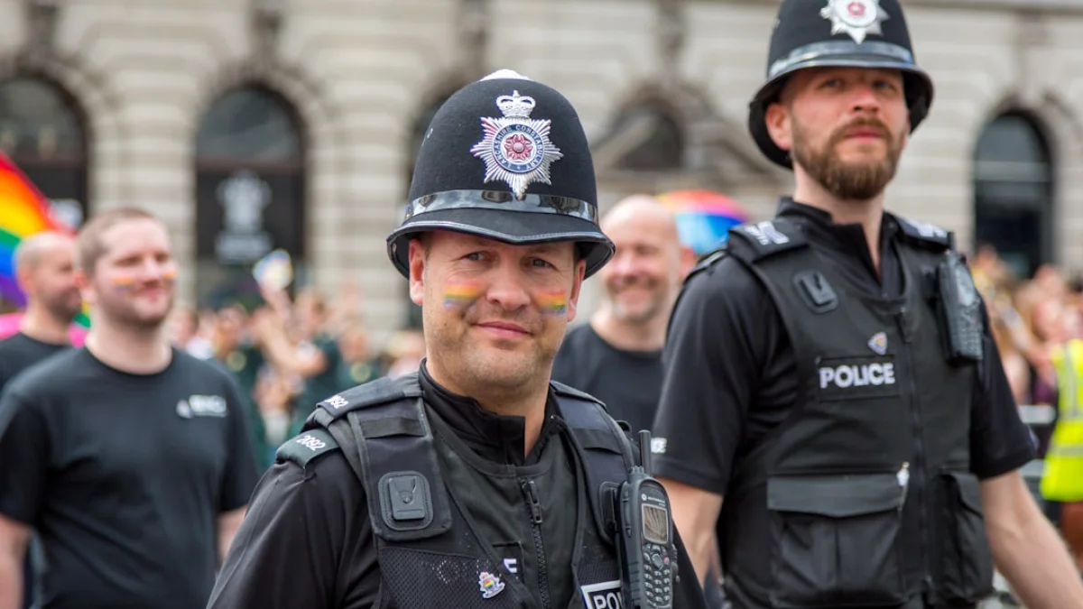 ロンドン警察、100人で顔認証を半年試行