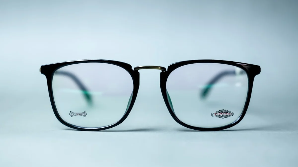 MetaのAIグラス、私生活映像の海外処理問題