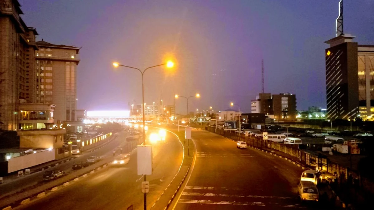 深夜の声が支える ナイジェリアの治療チャットAI