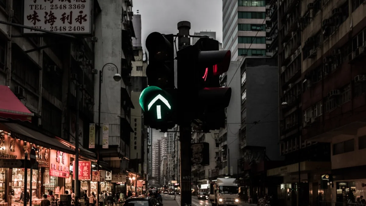 Minimax香港上場、株価が初日で2倍