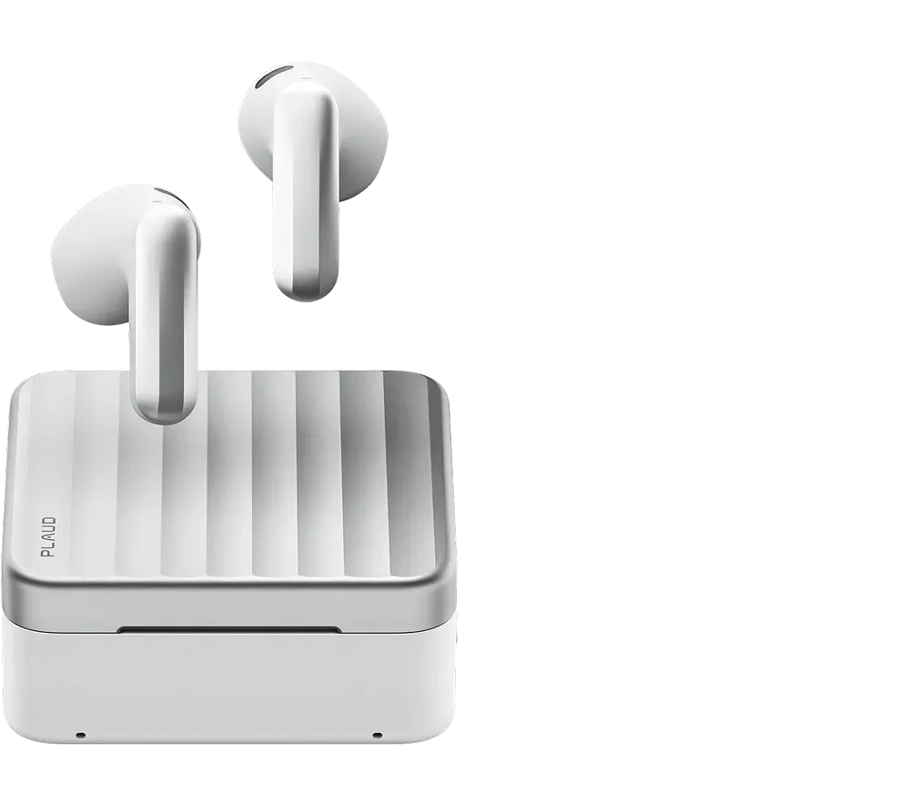 Plaud、eSIM内蔵イヤホン「Plaud One」発表、スマホなしでAIエージェントに指示
