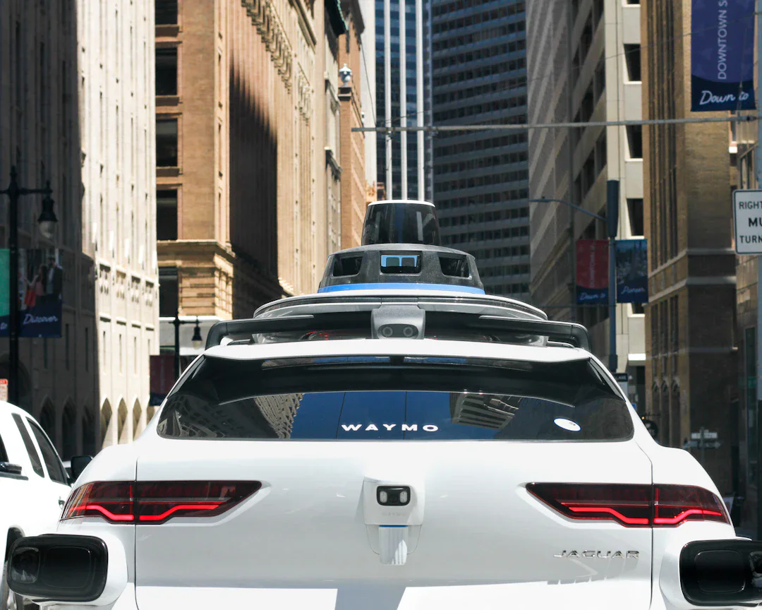 Alibaba Qwen、自動運転特化AI「Qwen-Drive 1.0」をオープンソース公開