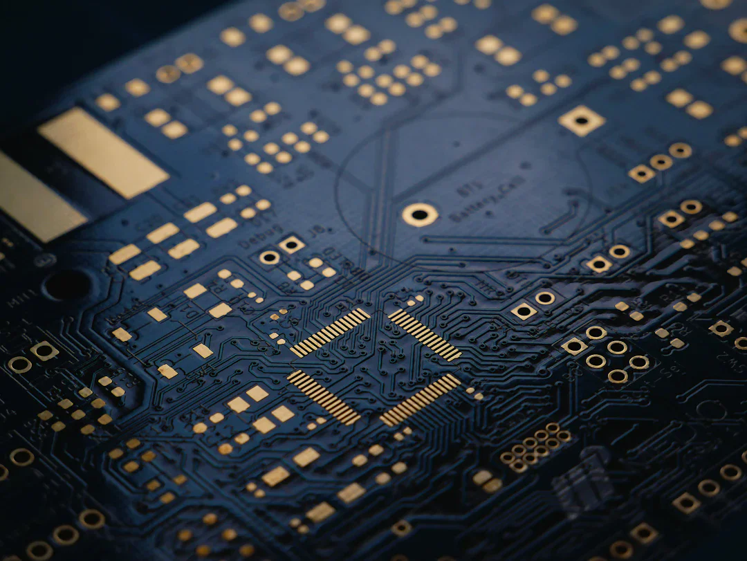 3000%のボーナス、深まる格差——Samsung/SK Hynix の AI チップブームが映す南韓国の二重構造